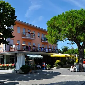 Rosa Hotel